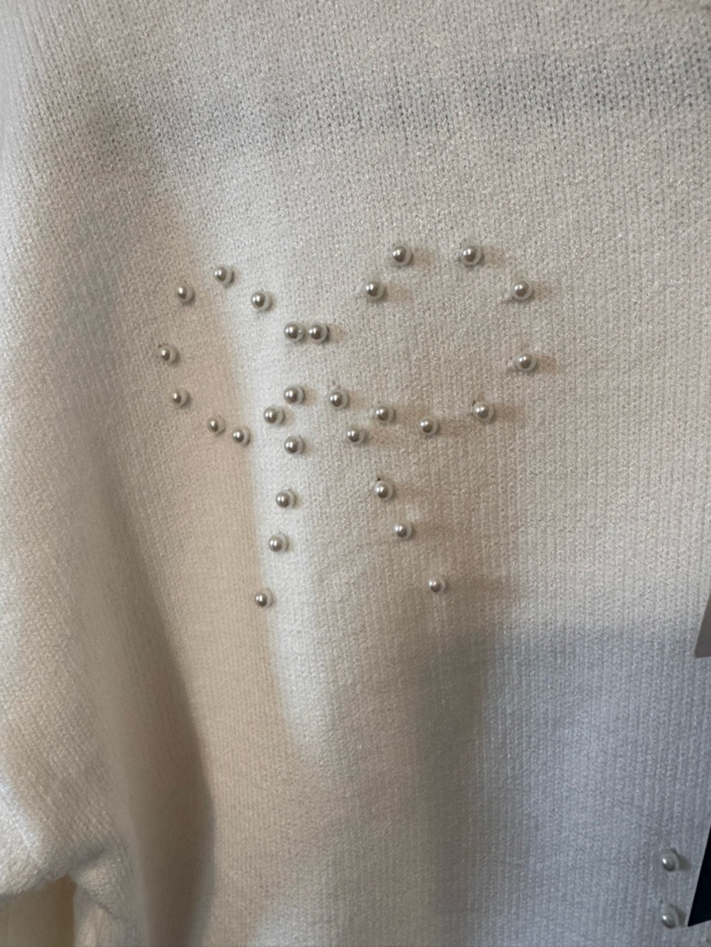 Winter Sale Joseph A Sweater Cream with Pearl Stud Bow Accents Size Large NWTS - Picture 3 of 12